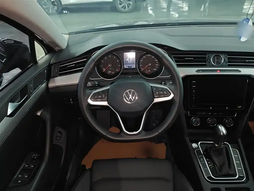 Volkswagen Magotan 2021 из CN, фото 3
