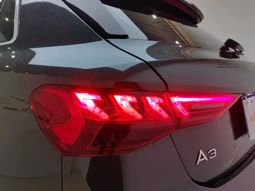 Audi A3 2023 из CN, фото 10