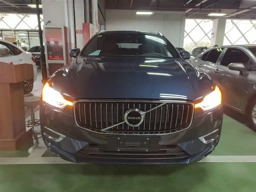 Volvo XC60 2021 из CN, фото 5
