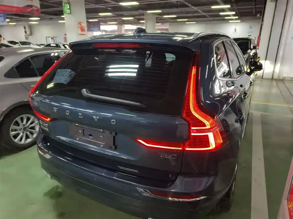 Volvo XC60 2021 из CN, фото 4