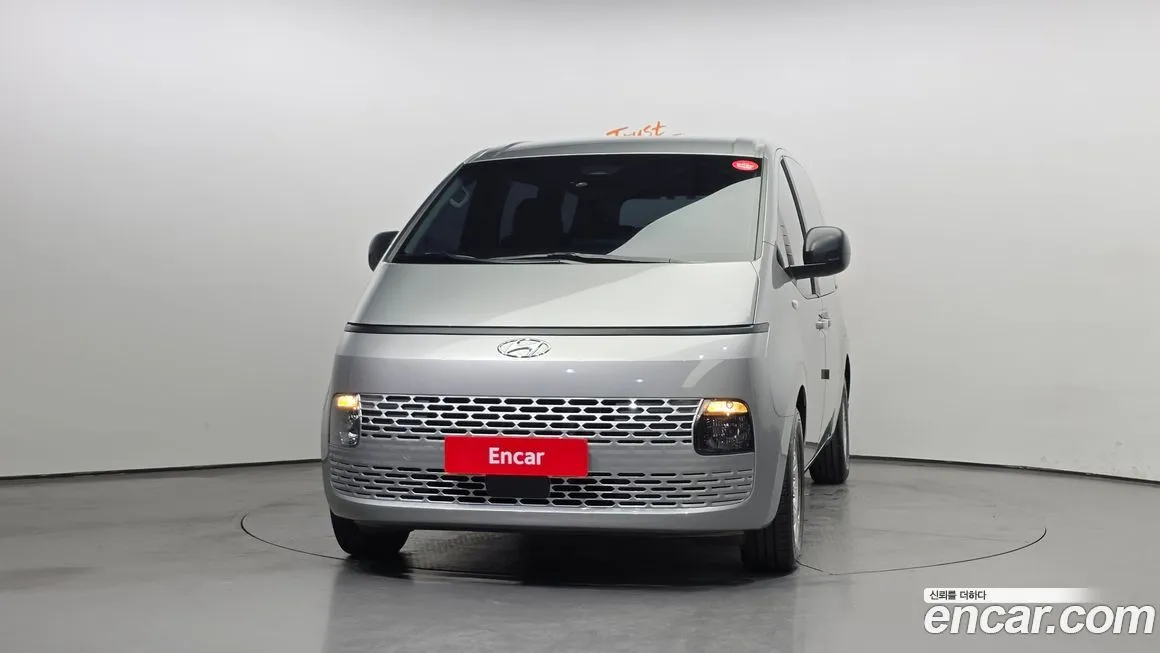 Hyundai Staria 2022 из KR, фото 2