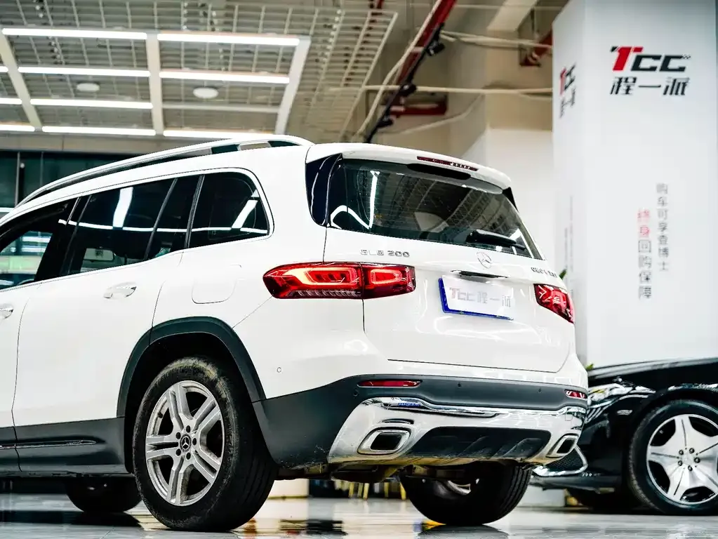 Mercedes-Benz GLB — фото 4