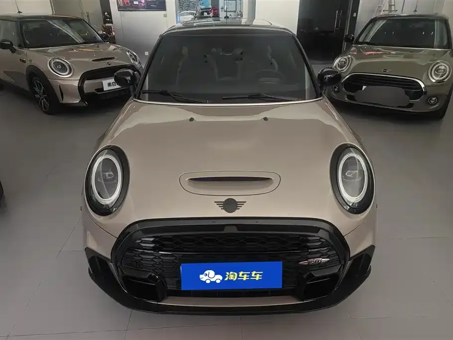 MINI Cooper (3-door) 2022 из CN, фото 2