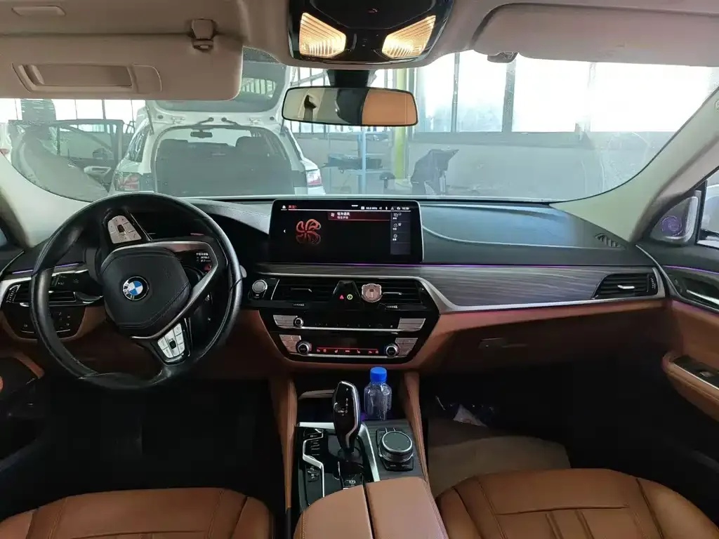 BMW 6 Series GT 2021 из CN, фото 2