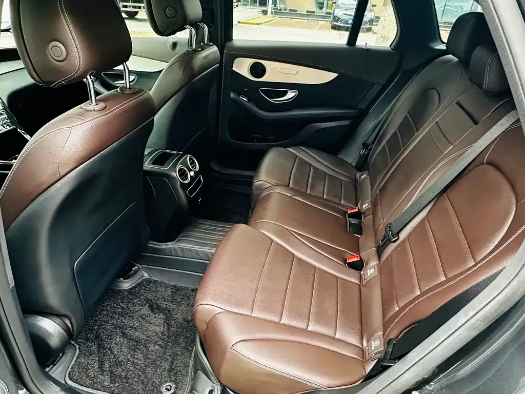 Mercedes-Benz GLC 2022 из CN, фото 3