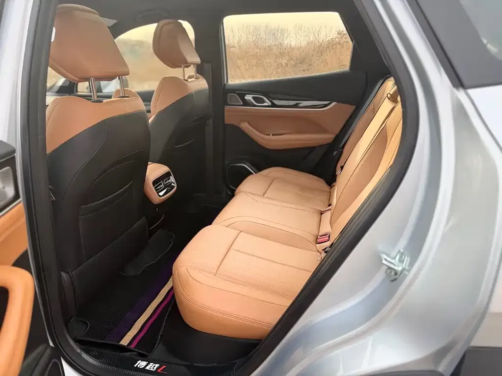 Geely Boyue L 2025 из CN, фото 8