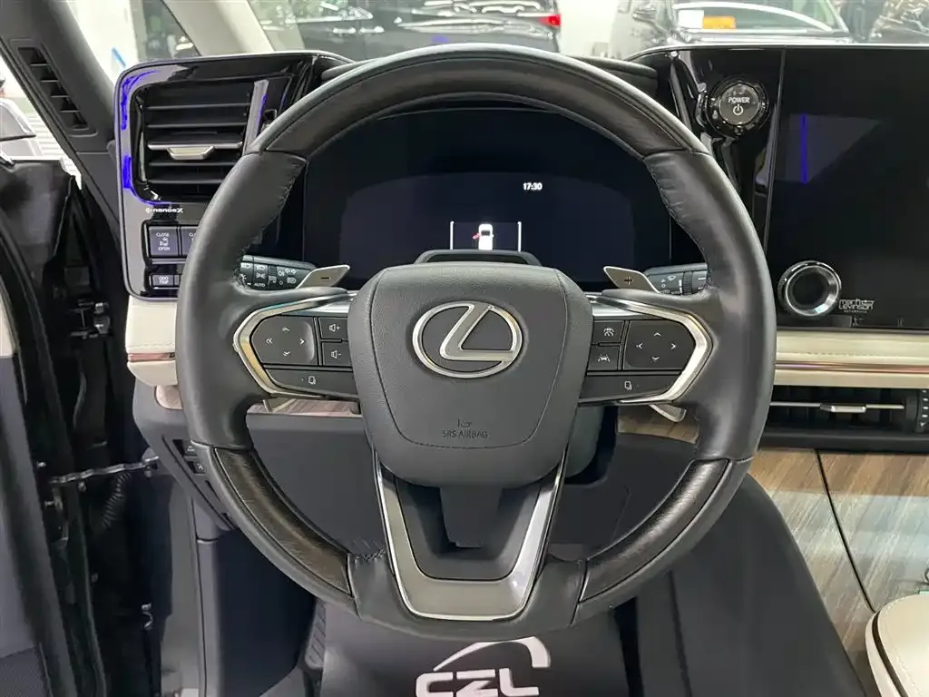 Lexus LM 2024 из CN, фото 9