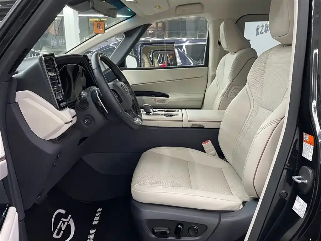 Lexus LM 2024 из CN, фото 8