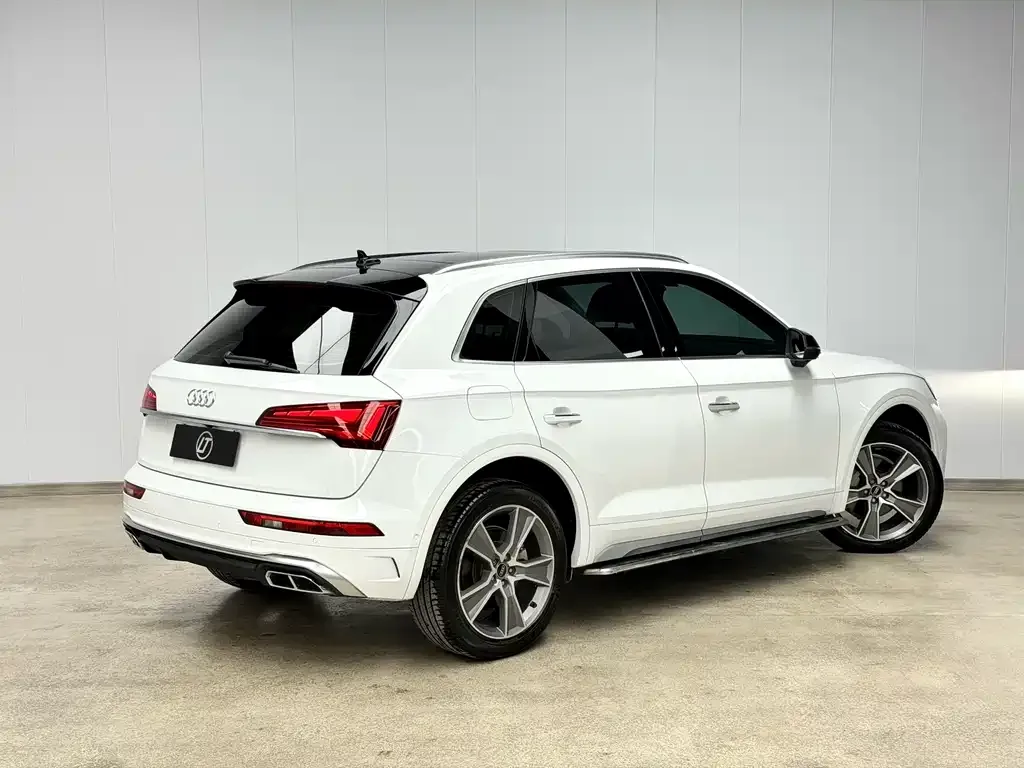 Audi Q5L 2021 из CN, фото 6