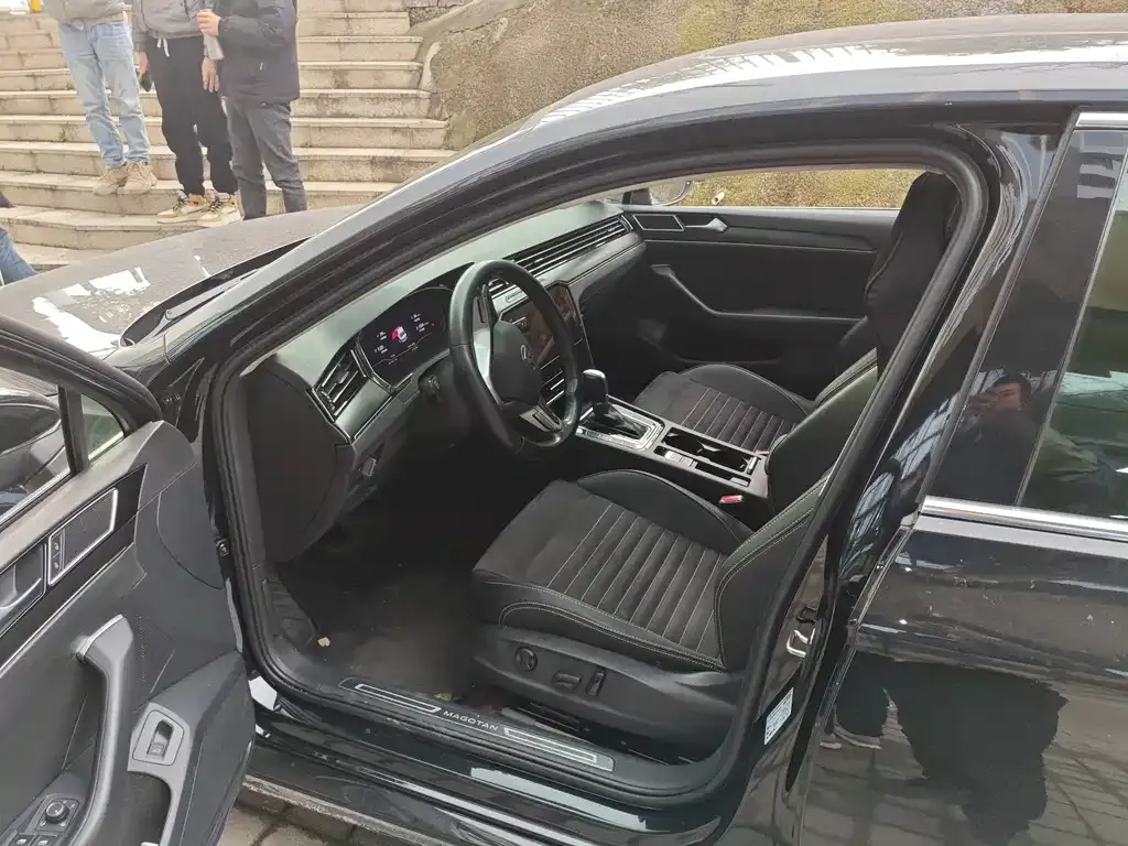 Volkswagen Magotan 2022 из CN, фото 2