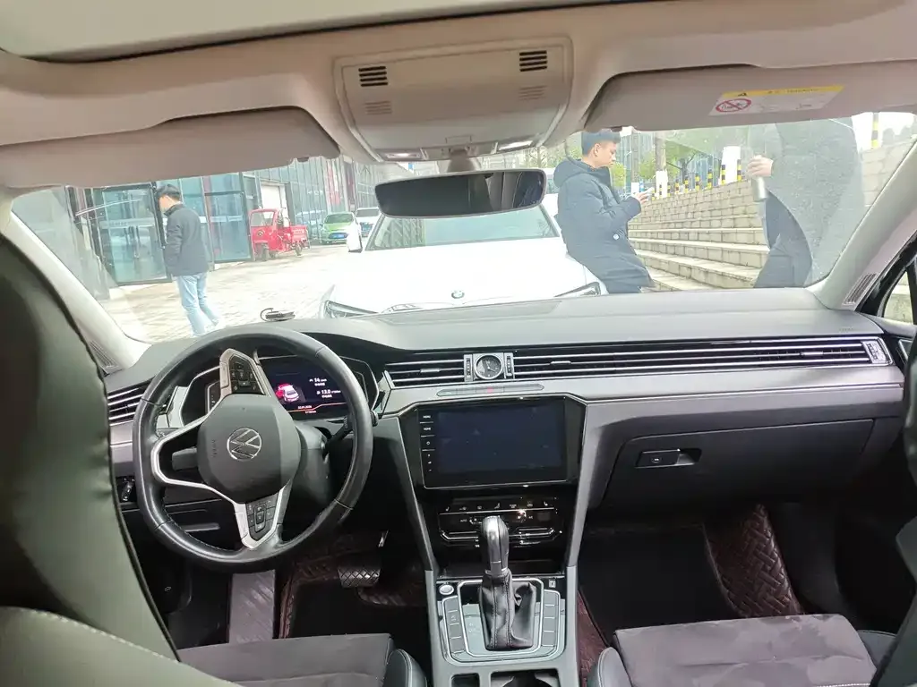 Volkswagen Magotan 2022 из CN, фото 5