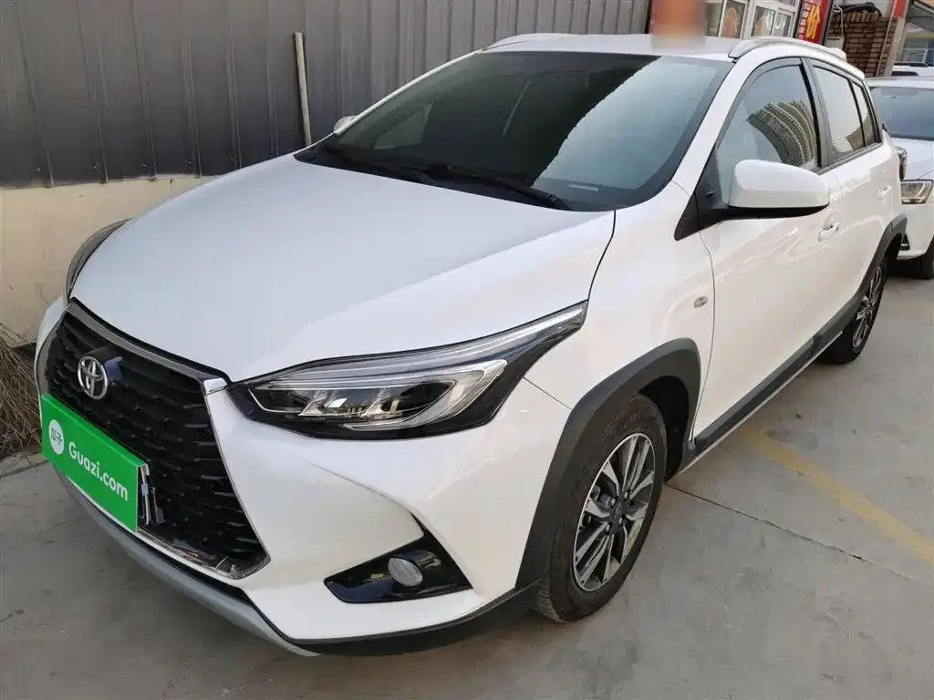 Toyota Yaris L 2023 из CN, фото 1