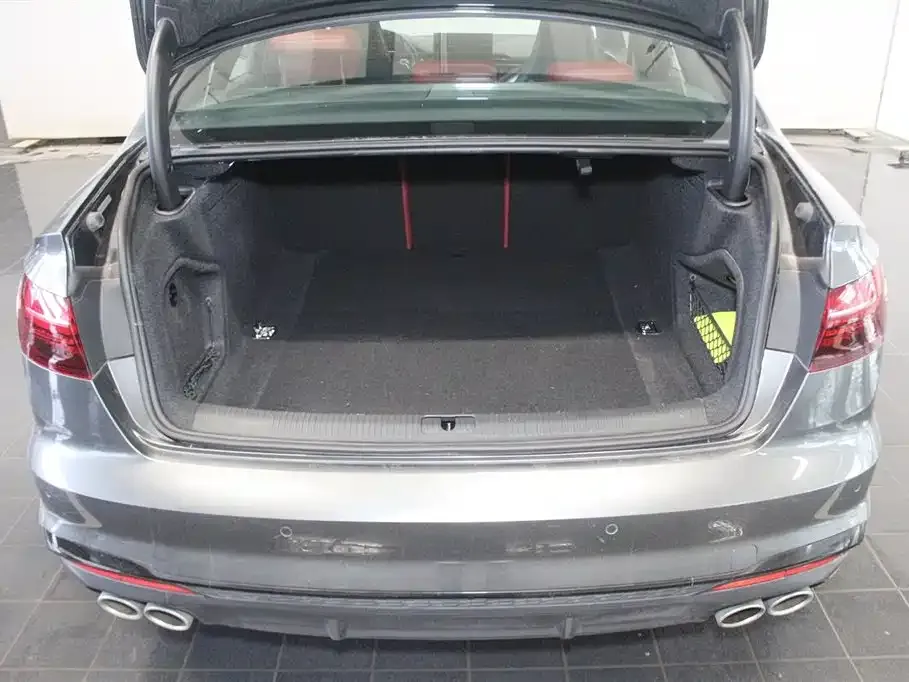 Audi S4 2024 из CN, фото 4