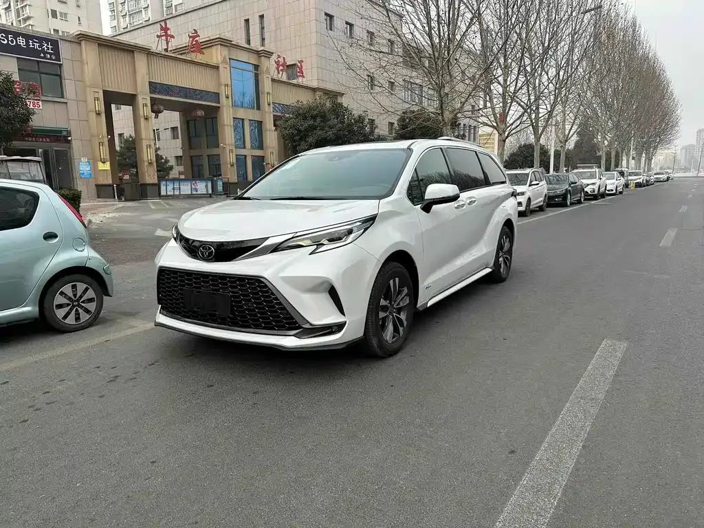 Toyota Granvia 2026 из CN, фото 1