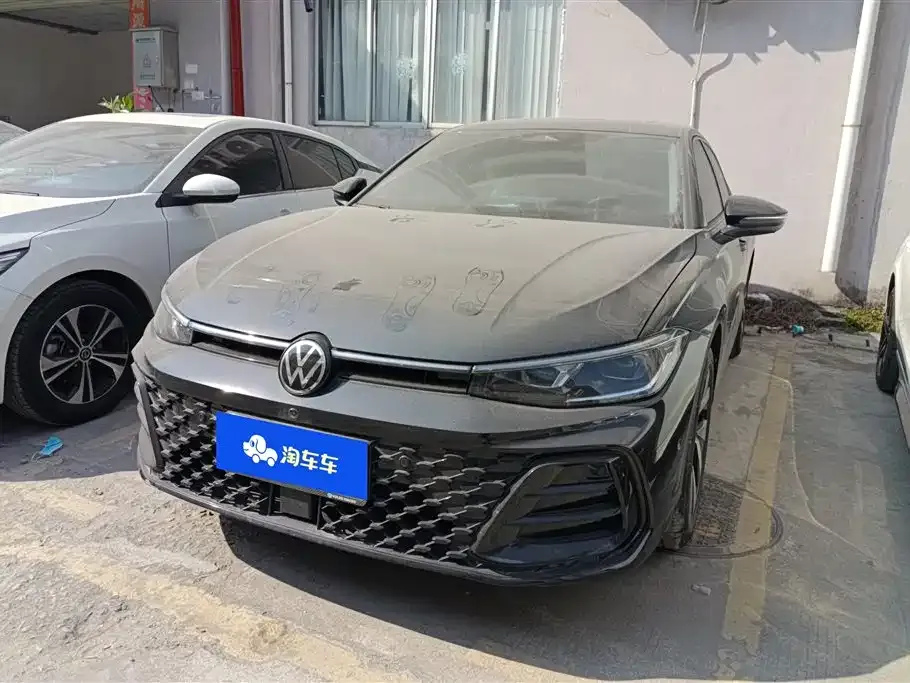Volkswagen Passat 2025 из CN, фото 1
