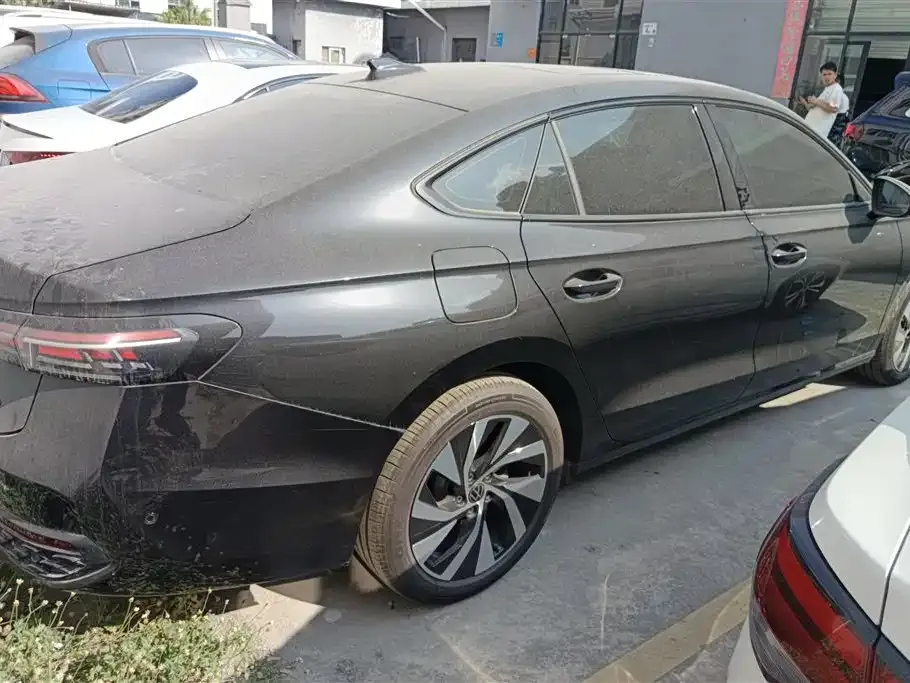 Volkswagen Passat 2025 из CN, фото 9