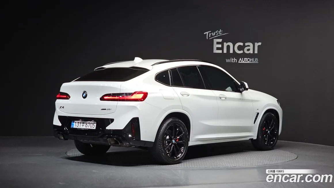 BMW X4 — фото 4