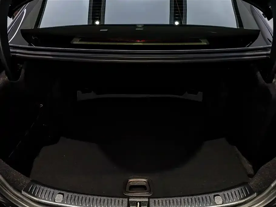 Mercedes-Benz E-Class 2023 из CN, фото 4