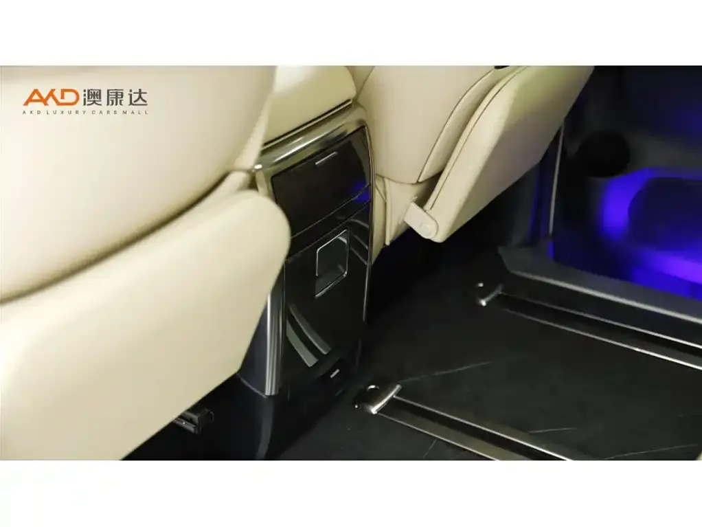 Toyota Vellfire 2022 из CN, фото 10