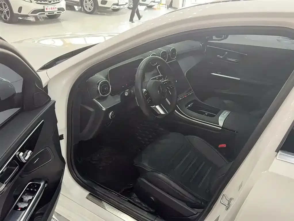 Mercedes-Benz C-Class 2023 из CN, фото 5