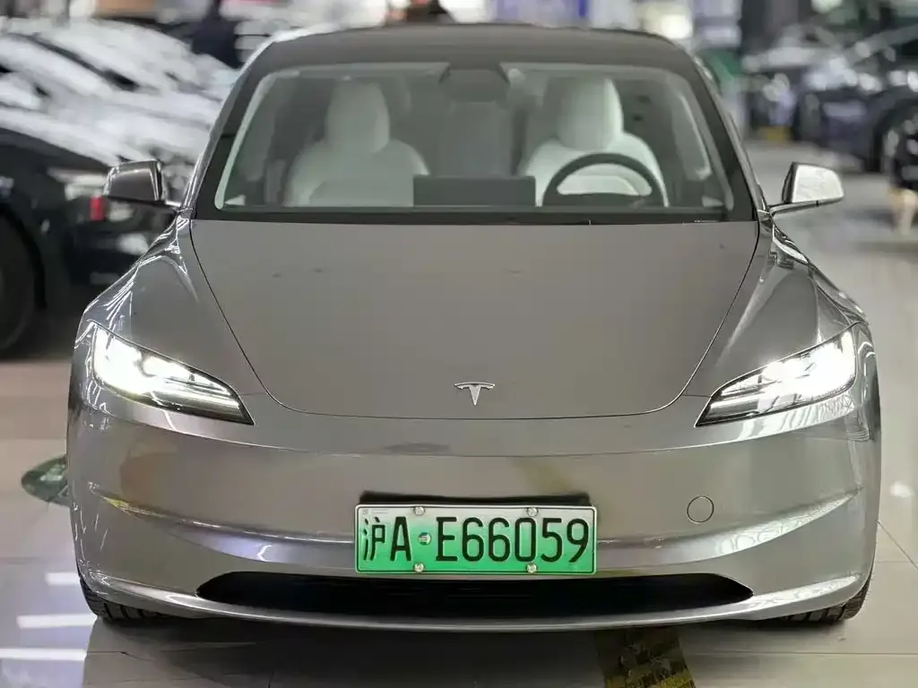 Tesla Model 3 2024 из CN, фото 9