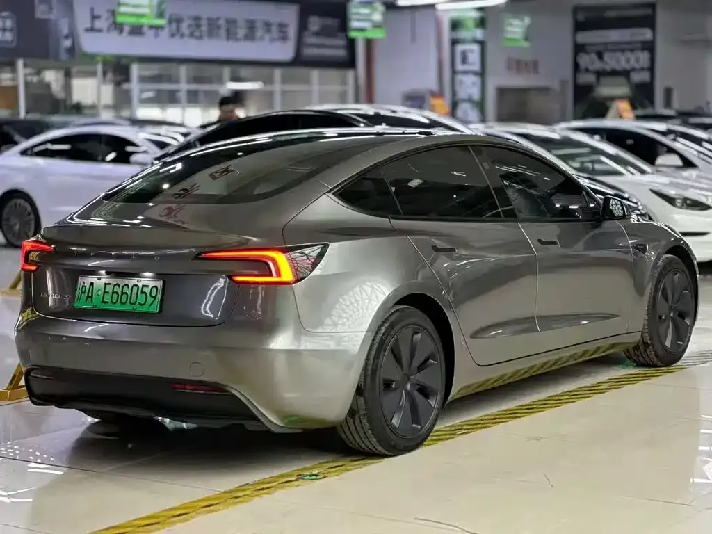 Tesla Model 3 2024 из CN, фото 2
