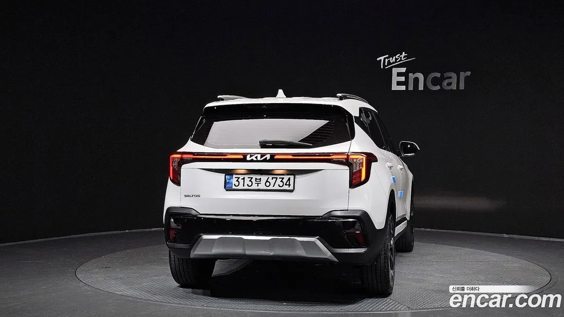 Kia Seltos 2023 из KR, фото 2