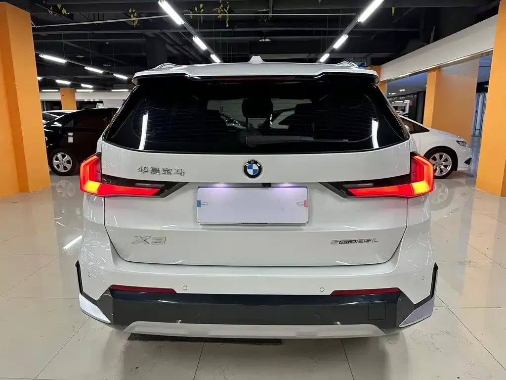 BMW X1 2023 из CN, фото 4