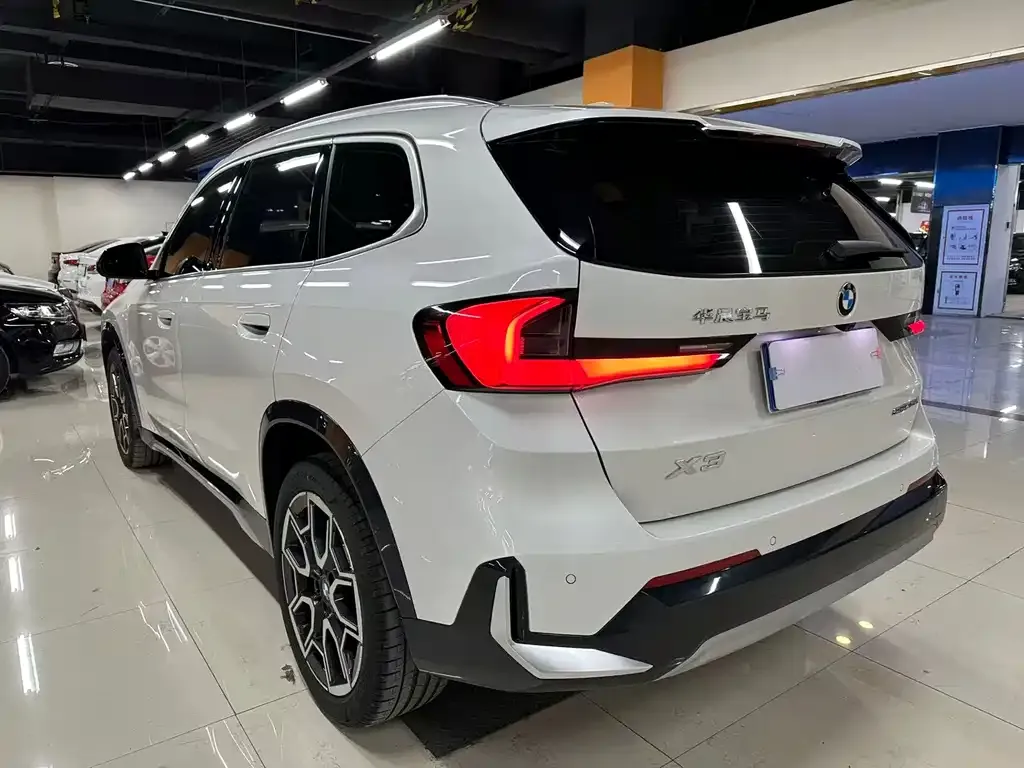 BMW X1 2023 из CN, фото 10