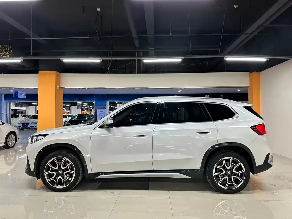 BMW X1 2023 из CN, фото 3