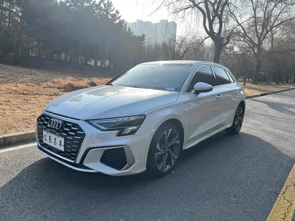 Audi A3 2021 из CN, фото 1