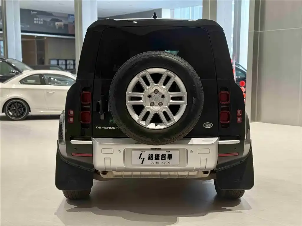 Land Rover Defender 2023 из CN, фото 10