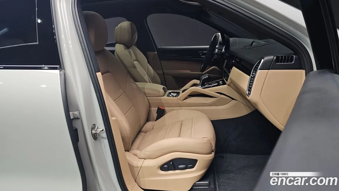 Porsche Cayenne 2023 из KR, фото 2