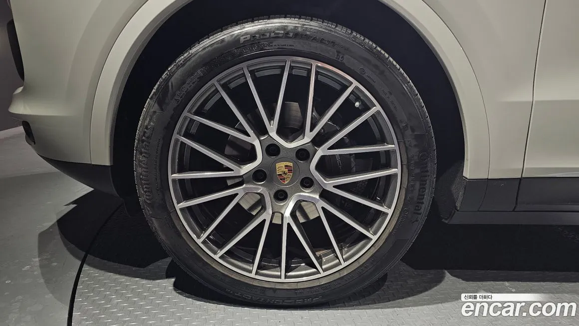 Porsche Cayenne 2023 из KR, фото 8