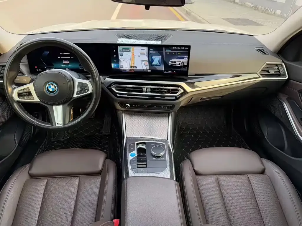 BMW i3 — фото 4