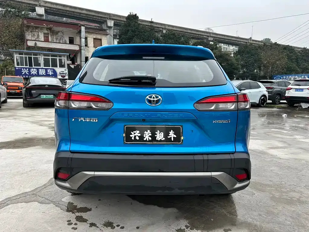 Toyota Frontlander 2023 из CN, фото 4