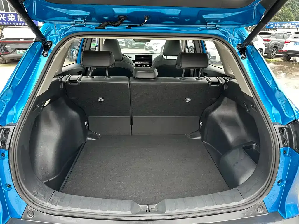 Toyota Frontlander 2023 из CN, фото 3