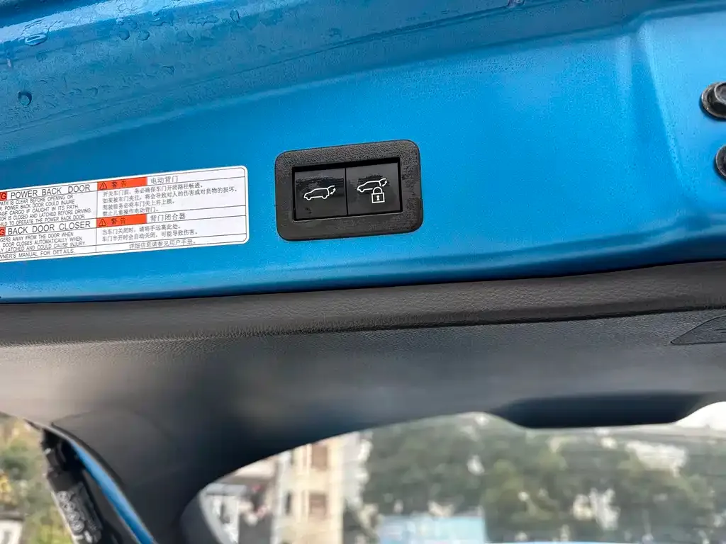Toyota Frontlander 2023 из CN, фото 6