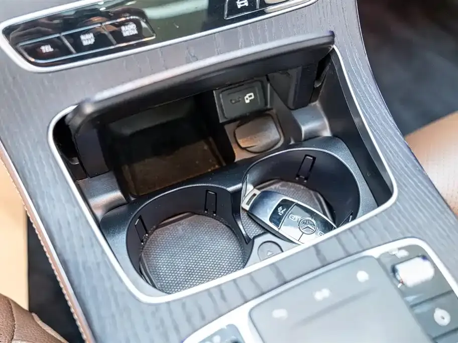 Mercedes-Benz E-Class 2022 из CN, фото 9