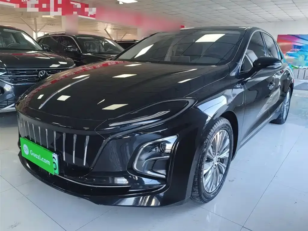 Hongqi E-QM5 2024 из CN, фото 1