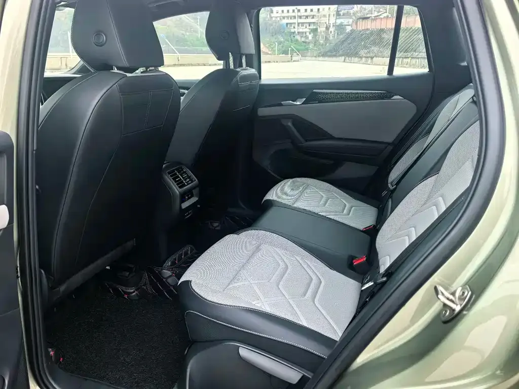 Volkswagen Tayron 2025 из CN, фото 3