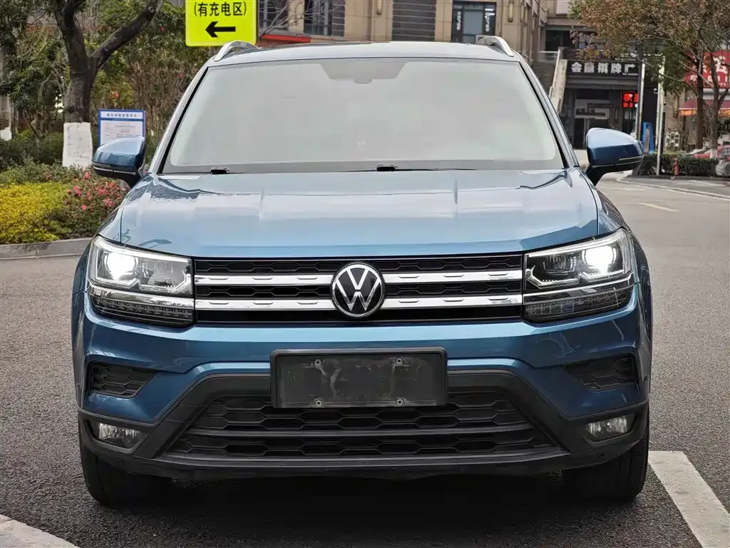 Volkswagen Tharu 2021 из CN, фото 8