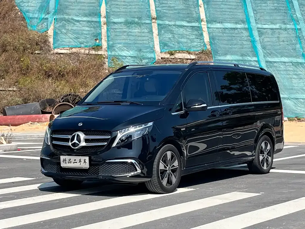 Mercedes-Benz V-Class 2024 из CN, фото 1