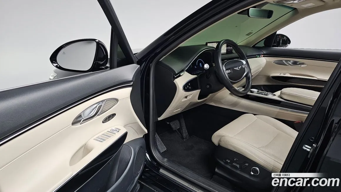 Genesis GV70 — фото 10