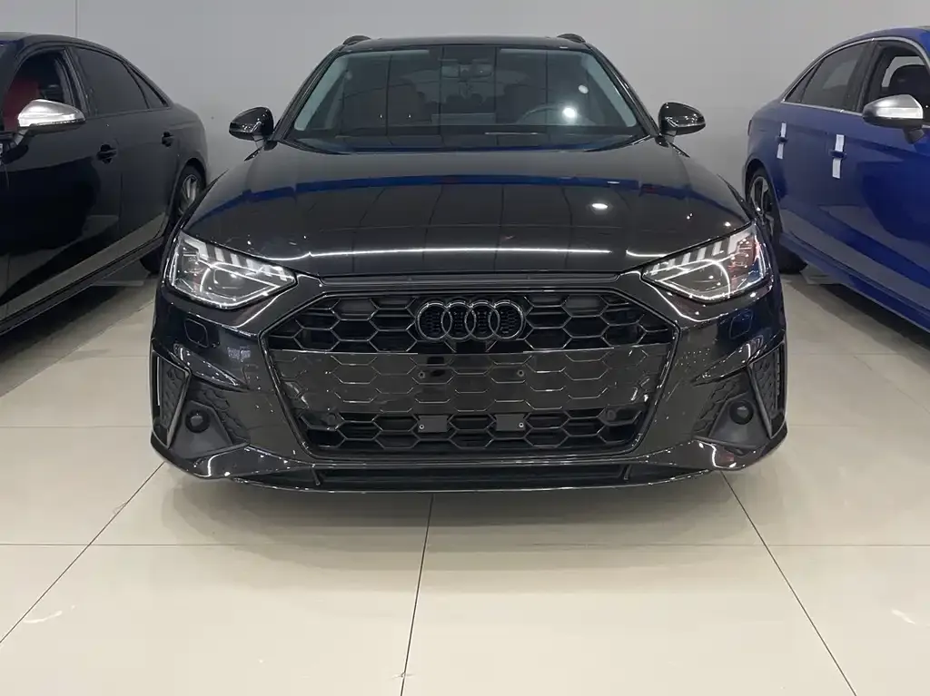 Audi A4 (Import) 2021 из CN, фото 1