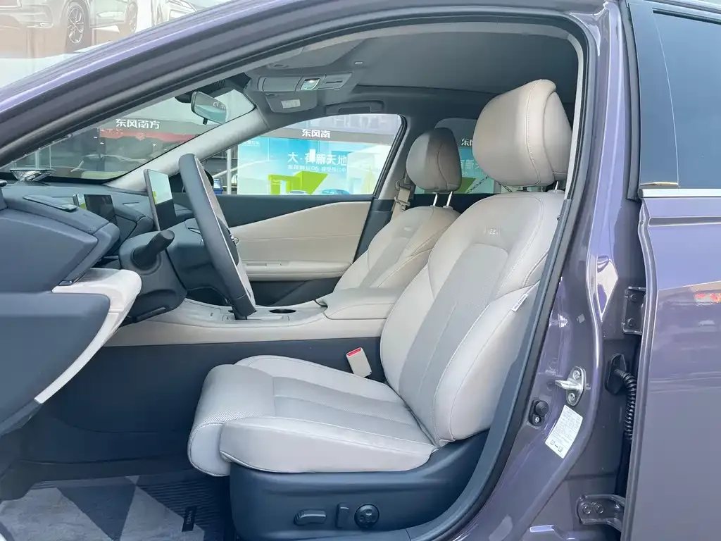 Nissan Teana 2025 из CN, фото 2