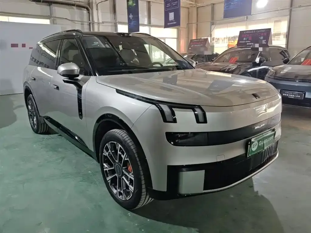 Lynk & Co 900 2025 из CN, фото 8