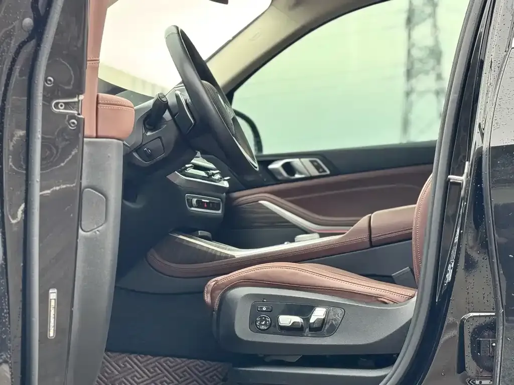 BMW X7 2023 из CN, фото 4