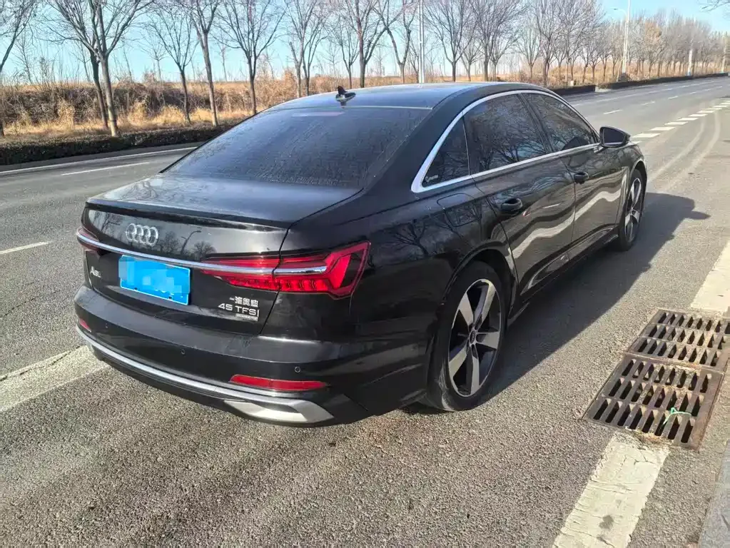 Audi A6L 2022 из CN, фото 8
