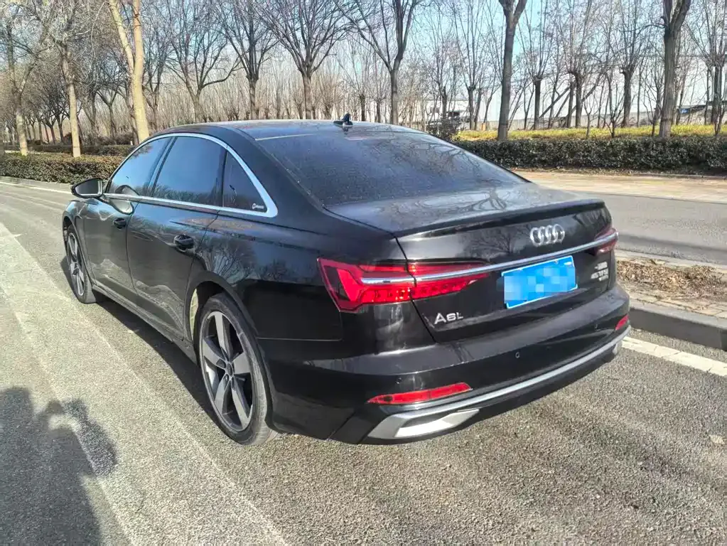 Audi A6L 2022 из CN, фото 9